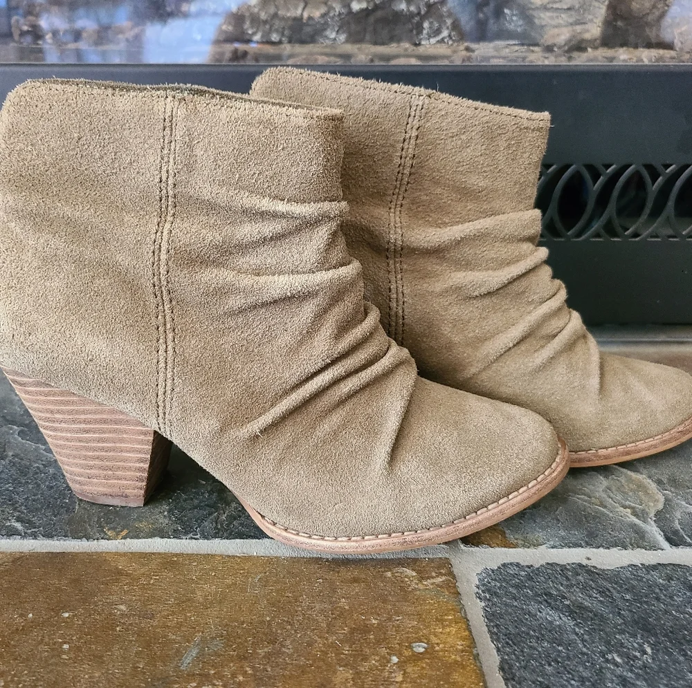 Splendid Reina Slouchy Light Brown Suede Slouchy Ankle Booties with High Heel 6